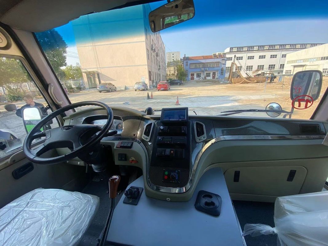 30 lugares 4 * 2 Toyota Coaster Bus G.V.W 7400kg Usado para o seu transporte de passageiros