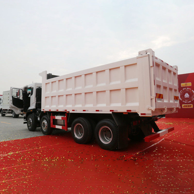 31 toneladas Capacidade de carga 8X4 HOWO camião de descarga 460HP de segunda mão com 2 números de mudança de marcha atrás