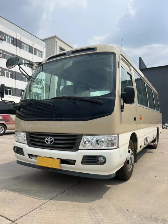 Euro 3 Standard de Emissão Diesel Fuel Toyota Coaster Bus com 30 lugares usados 25 lugares