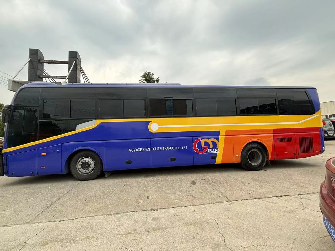 Autocarro de passageiros de 72 lugares com direcção à esquerda, com motor Euro 4 de capacidade de 8 litros