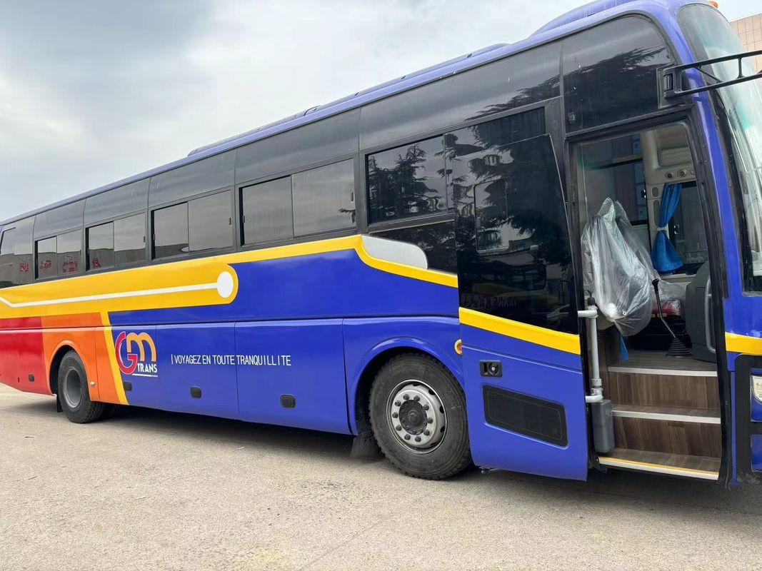 Autocarro de passageiros de 72 lugares com direcção à esquerda, com motor Euro 4 de capacidade de 8 litros