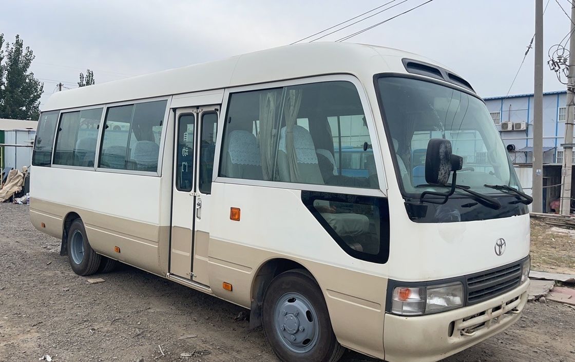 Autobus diesel Toyota Coaster de luxo usado de 30 lugares para o padrão de emissões Euro 3