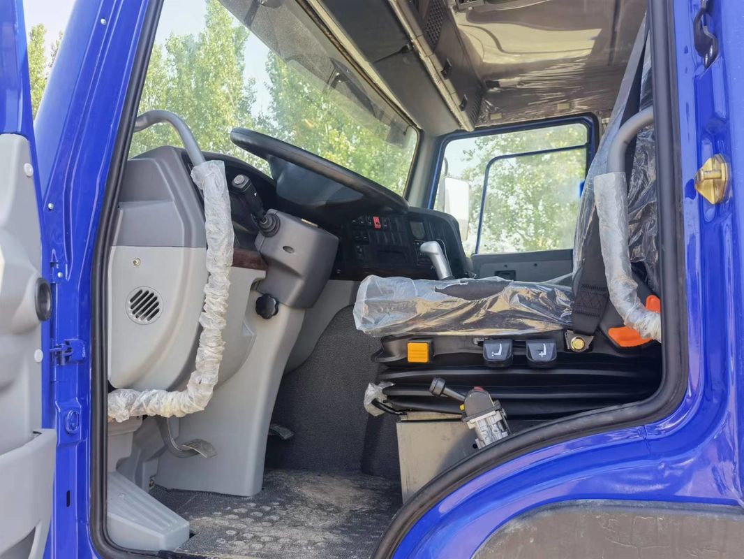 16 Wheeler HOWO 8X4 Carrinho de descarga usado com cilindrada de 300-400L