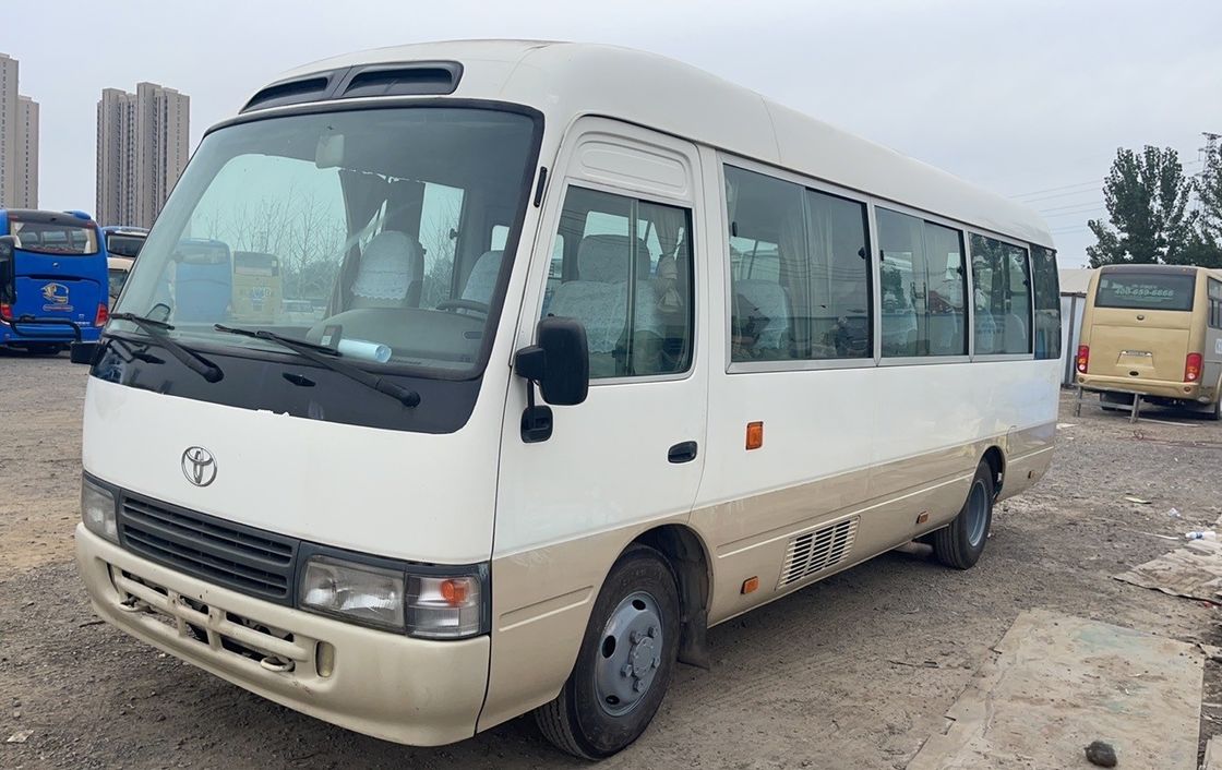 2022 Toyota Coaster Bus 30 lugares com direção esquerda e tipo de combustível diesel