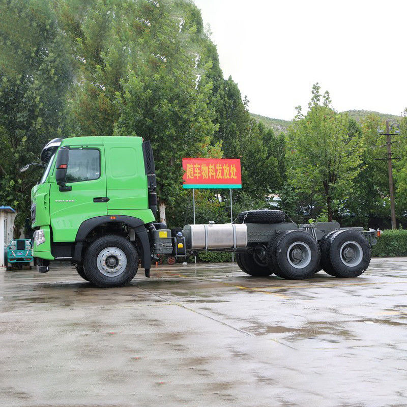400hp 6X4 5,8m HOWO Utilizado camião de descarga de descarga com e 5,3-6,2M Tanque de carga comprimento