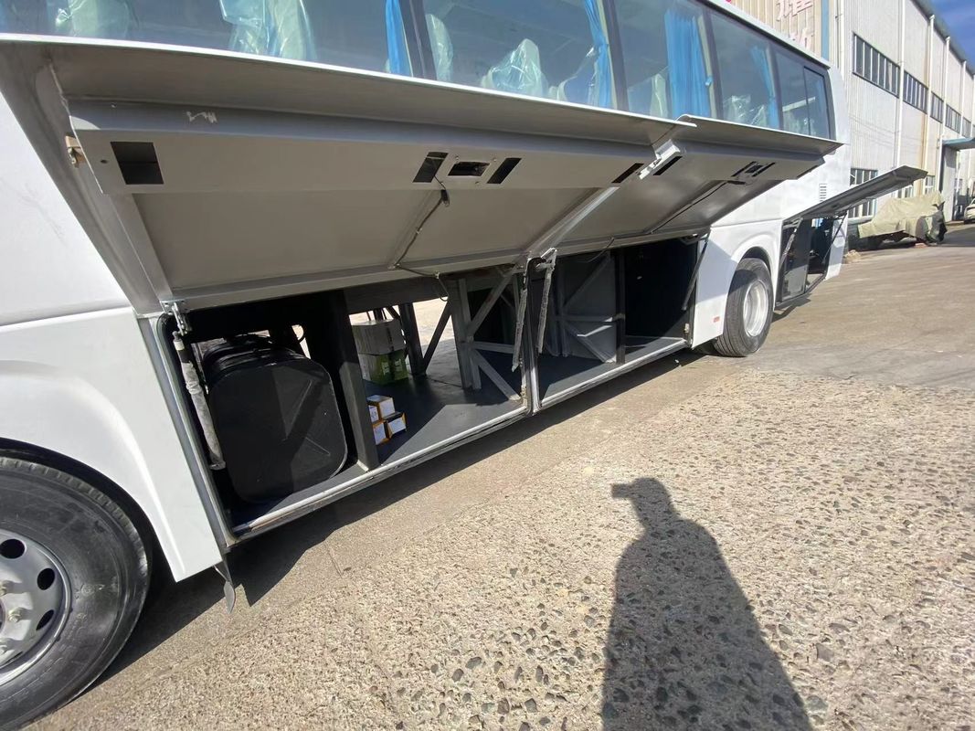 48 1 lugares Direção esquerda Autobus de passageiros Euro 3 Padrão de emissões e transmissão manual