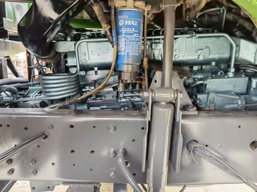 LHD SINO TRUCK HOWO 371HP 6x4 camião pesado usado para 2 passageiros