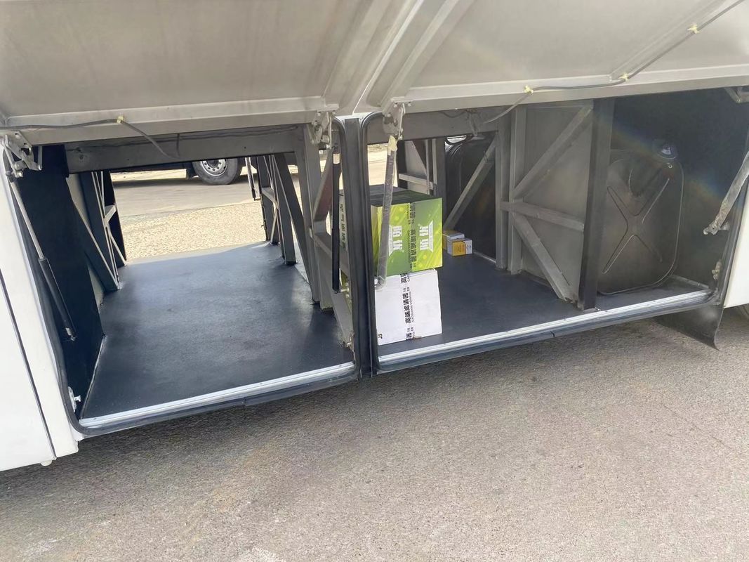 Autocarros usados de 50 lugares de alta capacidade para fábricas e escolas caixa de engrenagens manual