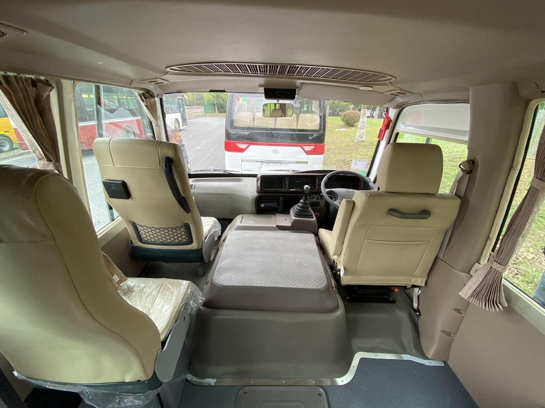 30 lugares LHD/RHD Toyota Coaster Bus com comodidades de luxo e tipo de combustível diesel