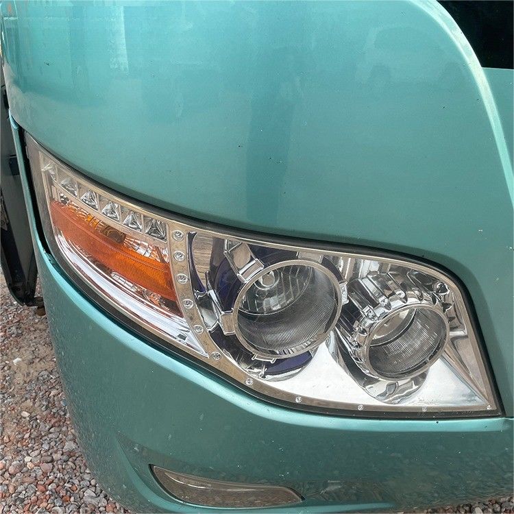 Transmissão manual Autobuses usados de 50-65 lugares no mercado Autobús de autocarros reformado de 12 metros