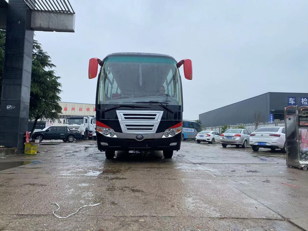 Ônibus Youtong usado 65 lugares Ônibus diesel de 12 metros com direção direita e direção hidráulica