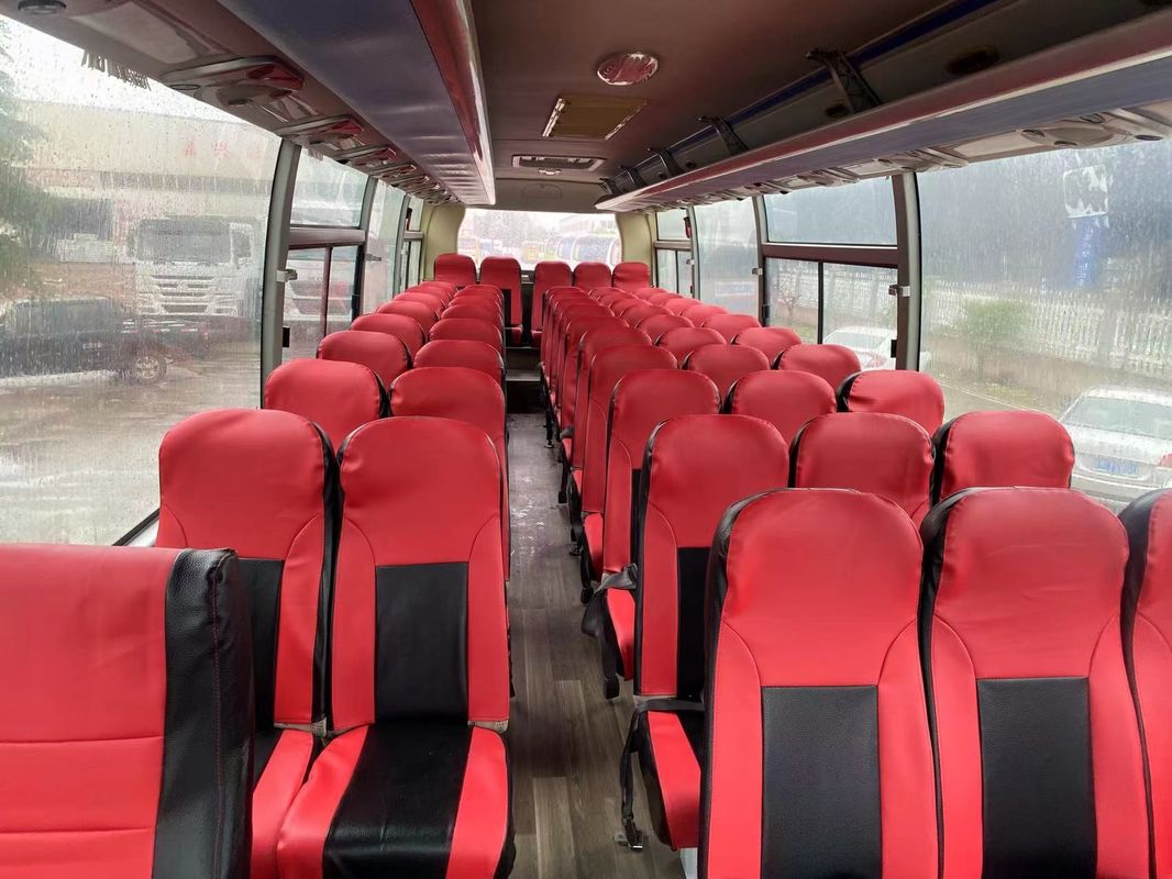 2024 Usado Yutong Bus Luxury 2 2 Layout Ônibus de passageiros com 54 lugares e tipo de combustível diesel
