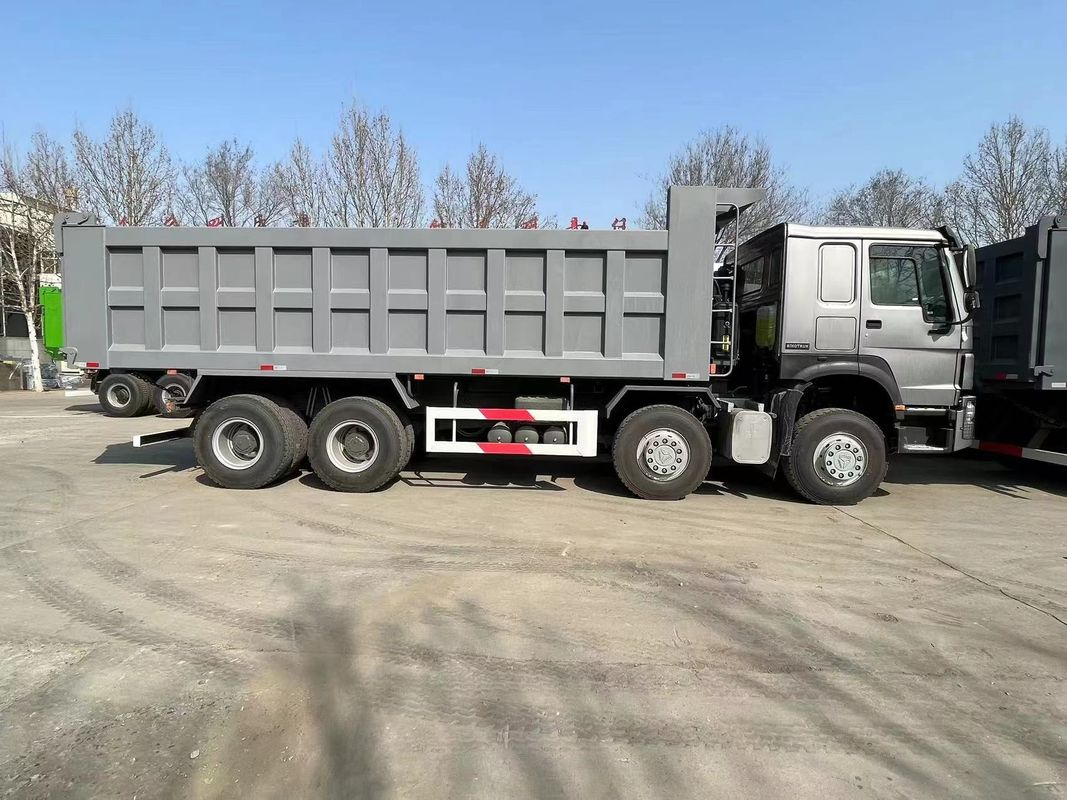 Segmento pesado RHD SINO TRUCK HOWO 400HP 16 rodas 8x4 Dump Truck Tipper Dumper