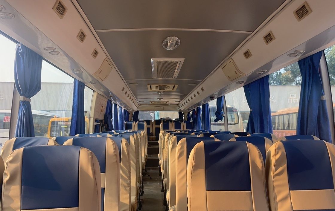 Autocarro de luxo de 62 lugares, altamente reformado, com sistema de ar condicionado e padrão de emissões Euro 3