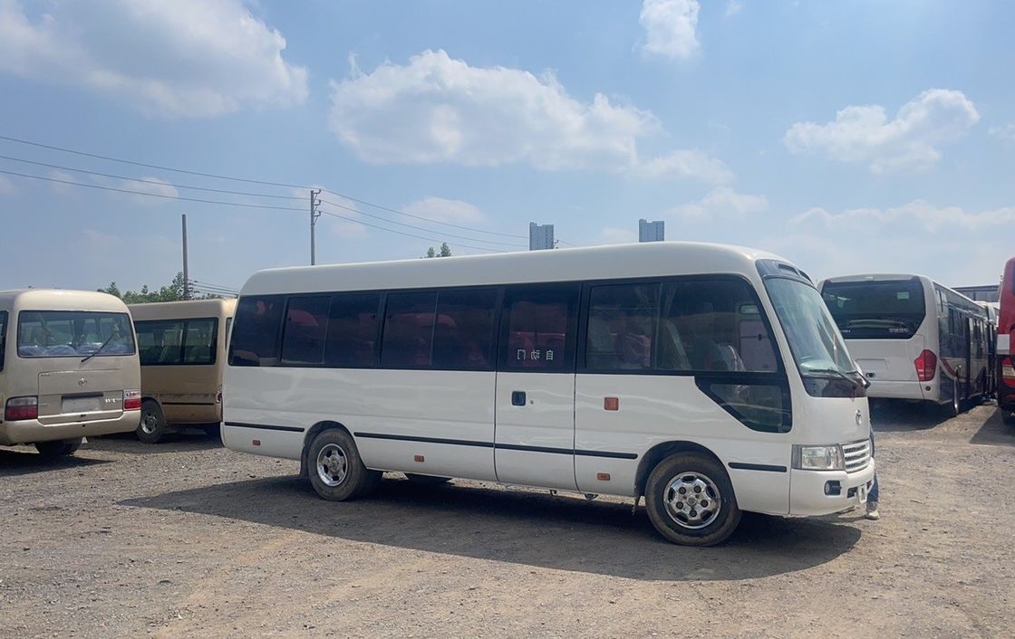 Bom estado Usado Coaster Bus V6 4.0 6GR 2.7L VVT-I Transmissão manual 17-30 lugares