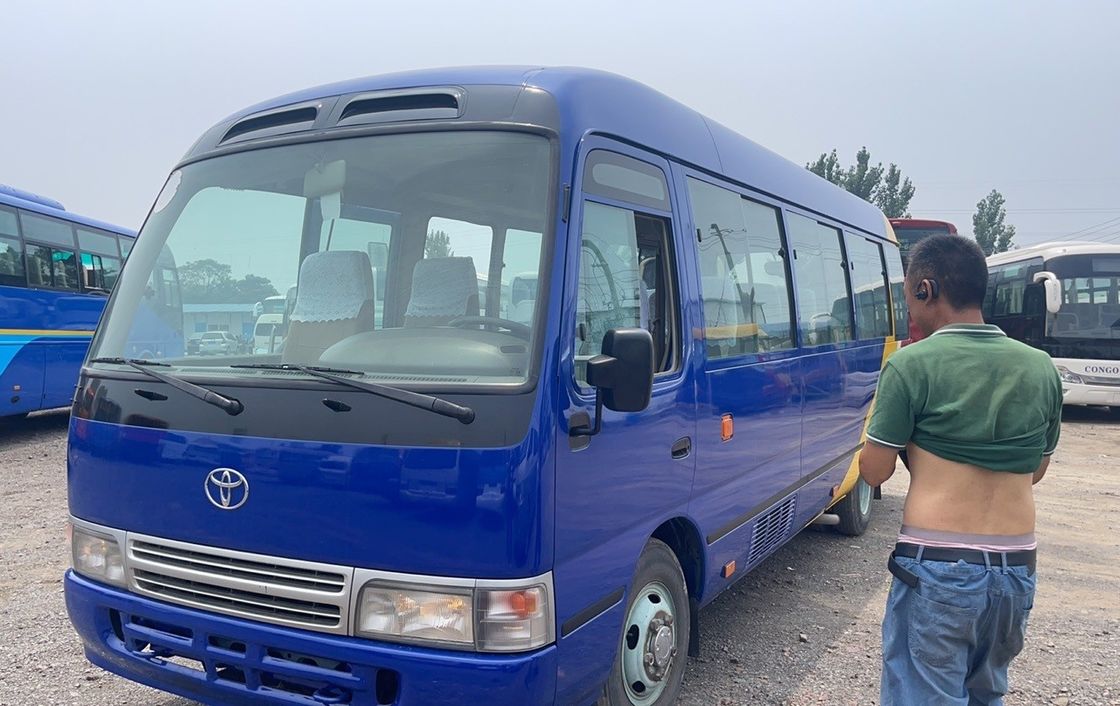 Transmissão manual 19-30 lugares Minibus em bom estado