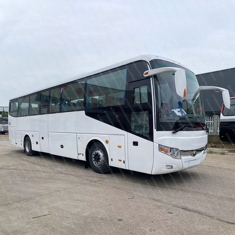 Velocidade máxima 100km/h LHD 2 portas 49 lugares Ônibus Direito 65 lugares ônibus escolar usado
