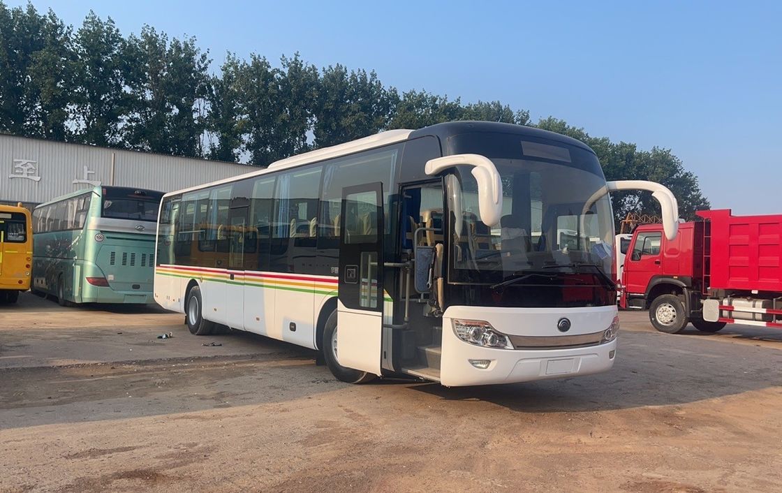 Ônibus de motor dianteiro usado em África 62 lugares Autocarros de luxo com baixo consumo de combustível