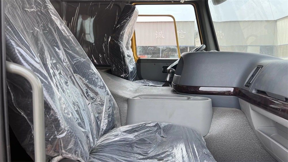 6X4 Wheel Drive SINOTRUK Howo Mining 20 Ton 25 Ton 371hp caminhão de despejo caminhão de lixo usado