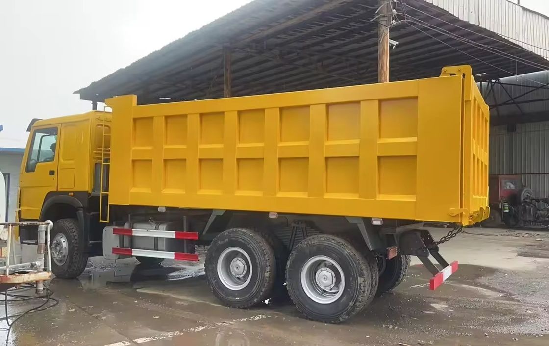 SINOTRUCK Utilizado 6x4 30 toneladas 375hp 371hp Howo pesado camião de descarga de descarga para areia e pedra
