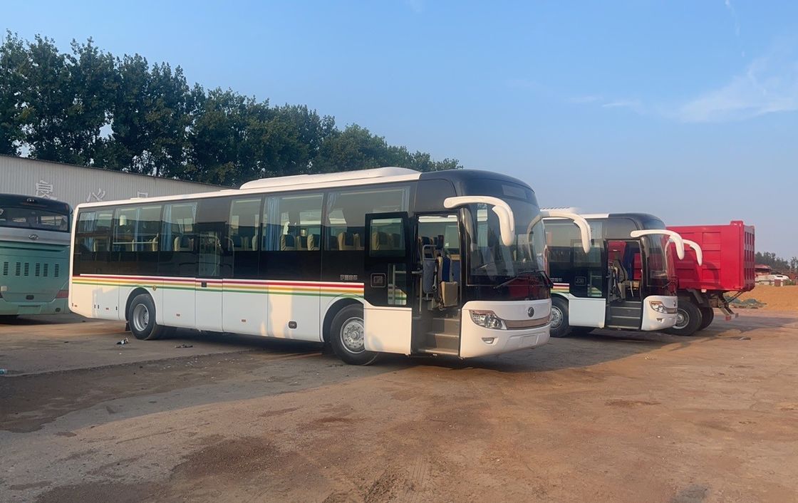 62 assentos Luxury Coach Bus em África Altamente reformado com AC e transmissão manual