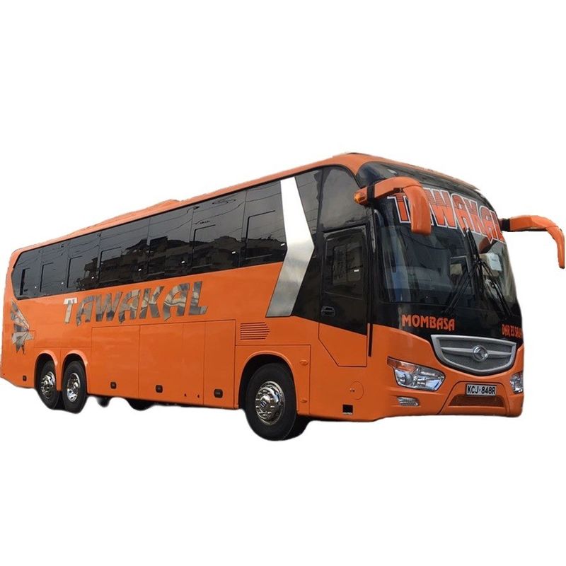 Fornecimento direto de ônibus de autocarro diesel de 50 lugares com alta capacidade e pneus de duas moedas