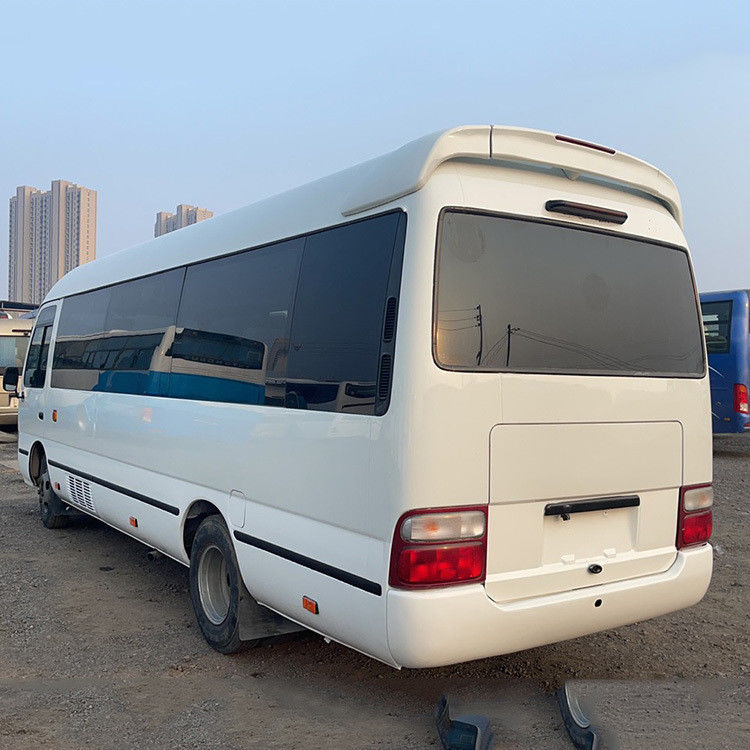 Toyota Coaster Bus usado LHD 30 assentos 7005*2040*2785mm para exigência do cliente