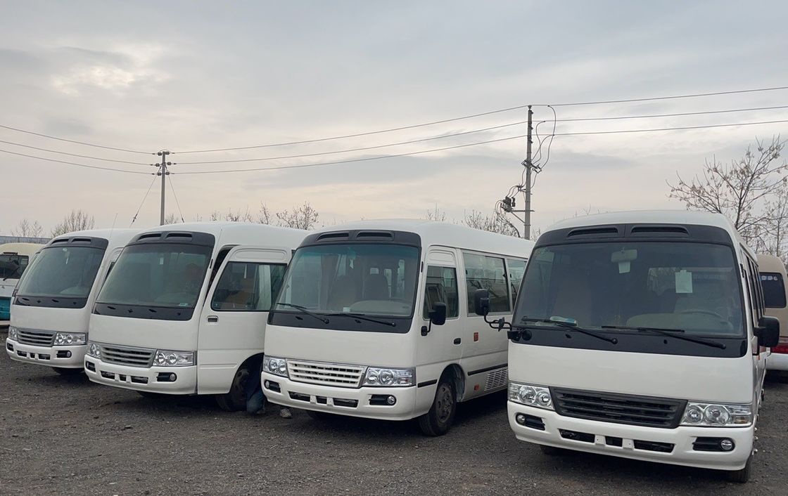 7.00R16 Pneus em bom estado Diesel usado Toyo ta Coaster Bus Requisito do cliente
