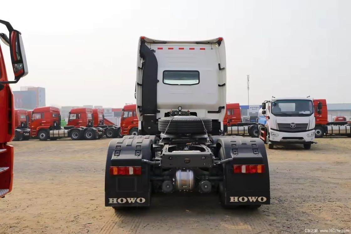 Sinotruk Howo 6x4 caminhão de tração de 10 rodas usado 371hp 440hp cilindros 6 Pneus número 10