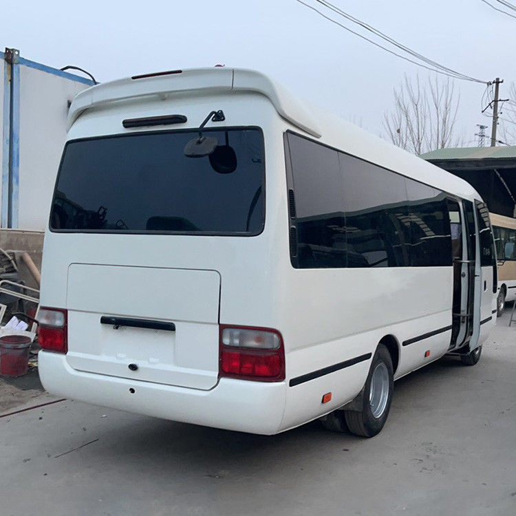 Autocarro Toyota Coaster de 30 lugares com motor a diesel em bom estado para o Euro 3 Standard
