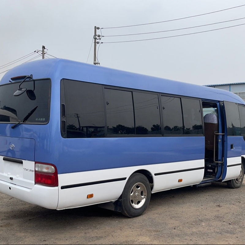 Deisel Fuel Tourist Luxury Bus 25 lugares 30 lugares Minibus Toyo Ta Coaster usado