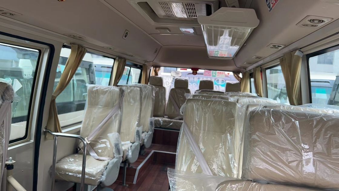 Autobus de 30 lugares com transmissão M156 e emissões EURO 3 na melhor das hipóteses