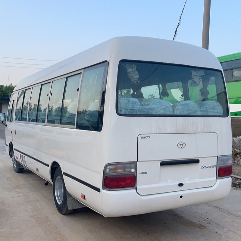 Usados Toyo ta Coaster ônibus de 29 lugares com potência máxima 113/5200 no mercado de alta demanda
