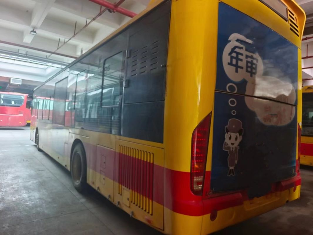 Ônibus de viagem de luxo de passageiros de 70 lugares com desempenho de combustível diesel