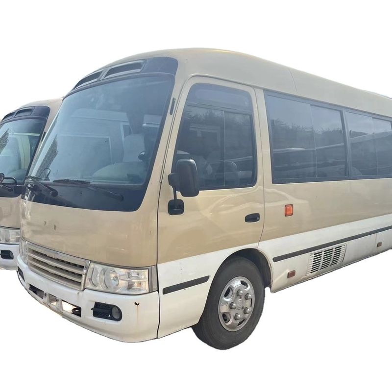 O autocarro Toyota Coaster de 29 lugares renovado mais quente da África com motor 15B-FT