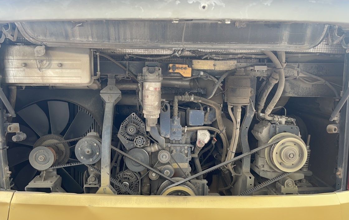 Autobus de 65 lugares com 65 lugares para passageiros e dimensões gerais de 12000*2550*3550mm