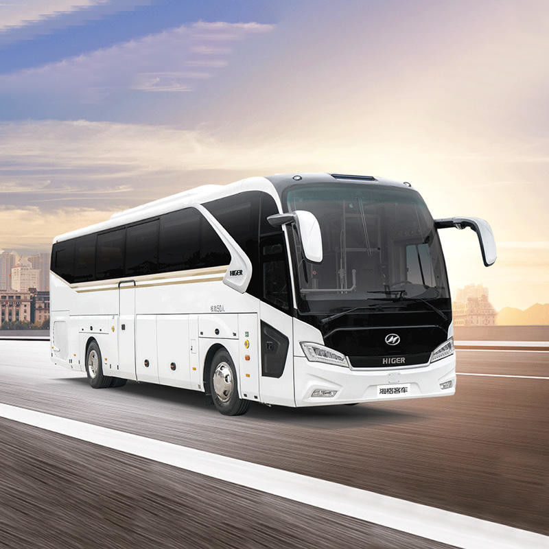 Automóvel de luxo com transmissão manual 50 lugares Diesel Tourist Coach Bus com G.V.W 18000kg