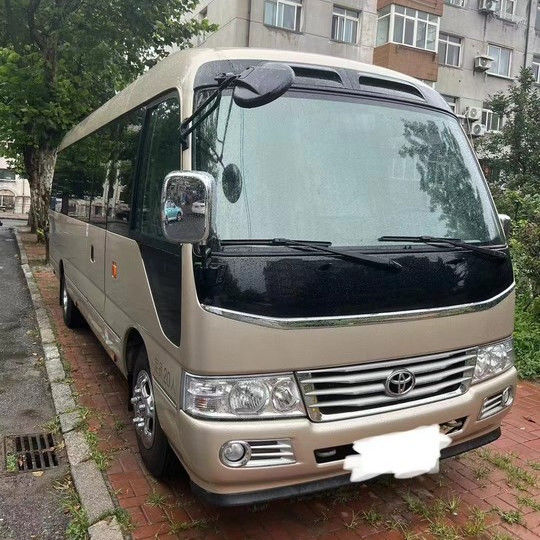 9.00R20 Pneus Direção esquerda Toyo Ta Coaster Bus para desempenho e eficiência