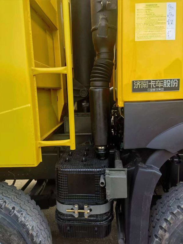 Howo usado totalmente reformado 8x4 371hp 20-24 metros cúbicos camião de despejo camião de descarga diesel