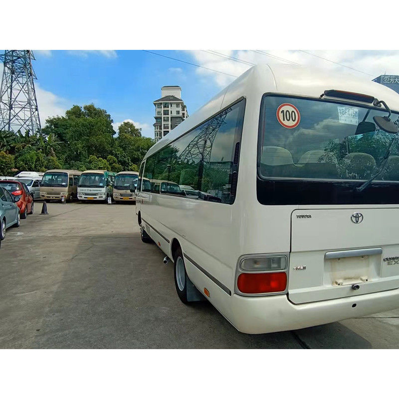 30 assentos Autobús Toyota usado em boas condições e 7005*2040*2785 Pneus 9.00R20