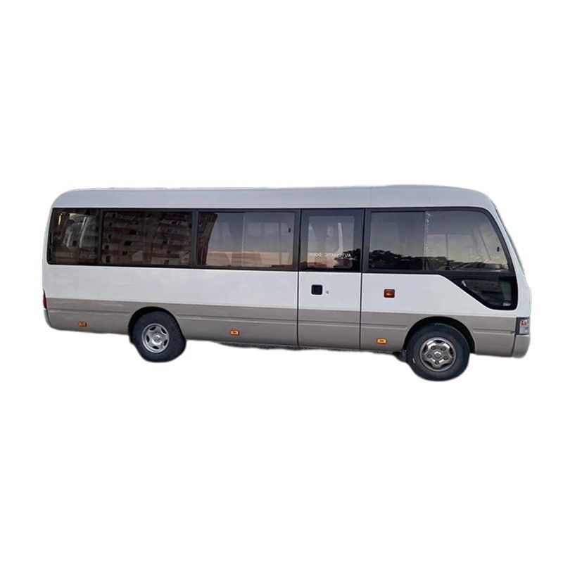 Autocarro japonês Toyota Coaster com motor diesel e capacidade de 23-30 lugares agora