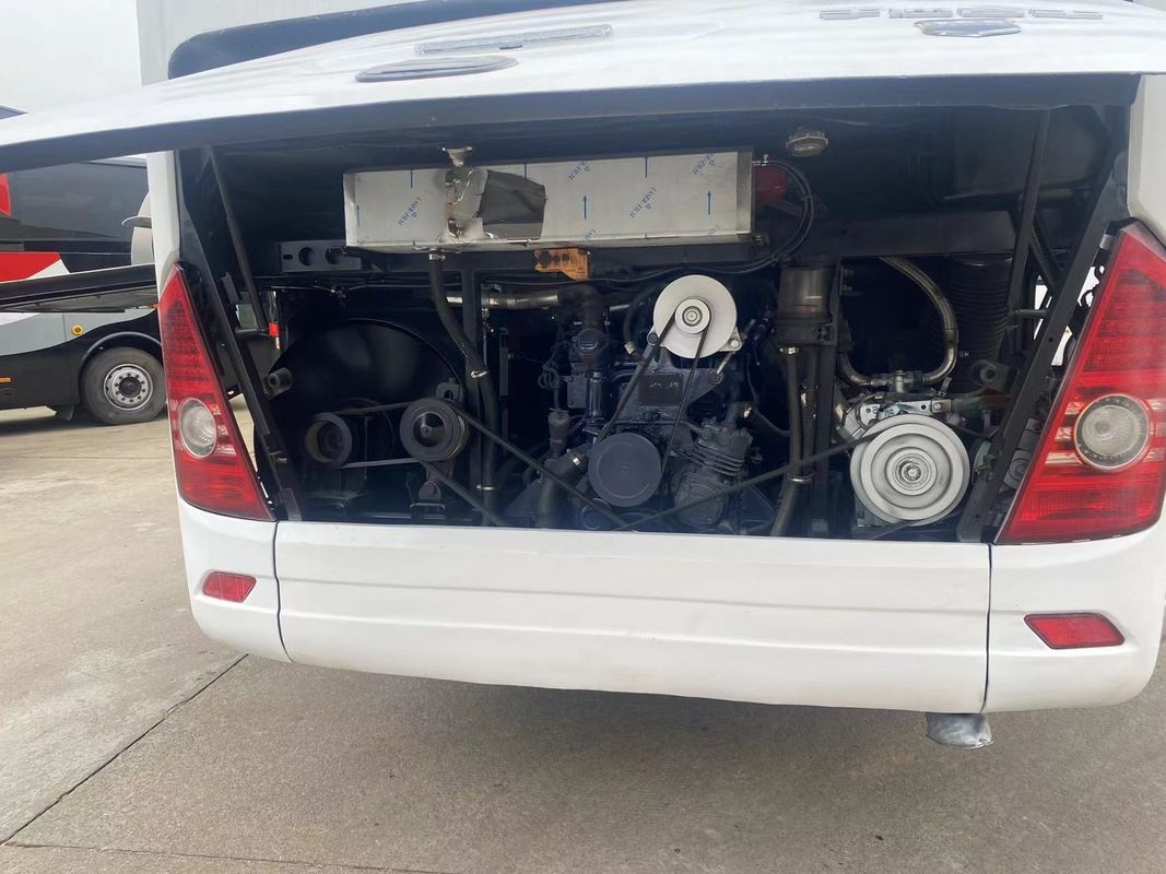 Transmissão manual Diesel Tipo de combustível Autocarro usado ZK6122 12m 47 lugares com banheiro