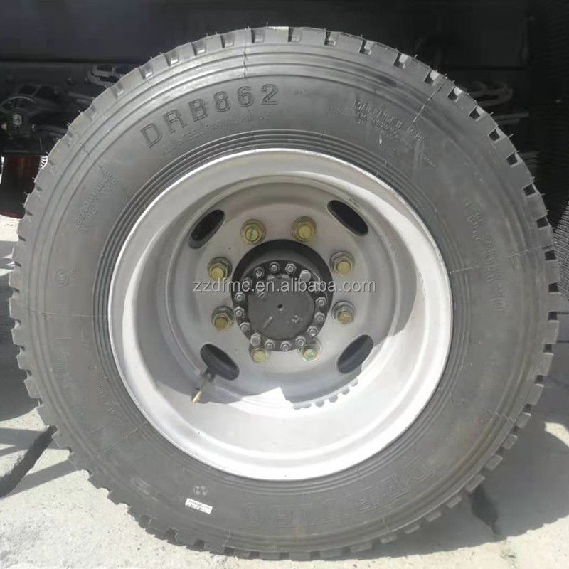 HOWO 6x4 371HP camião diesel com capotador com dimensões L x W x H mm 8245X2550X3450 mm