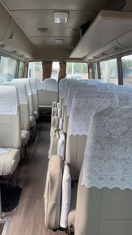 Transmissão manual 7m LHD Minibus de passageiros de segunda mão de 30 lugares