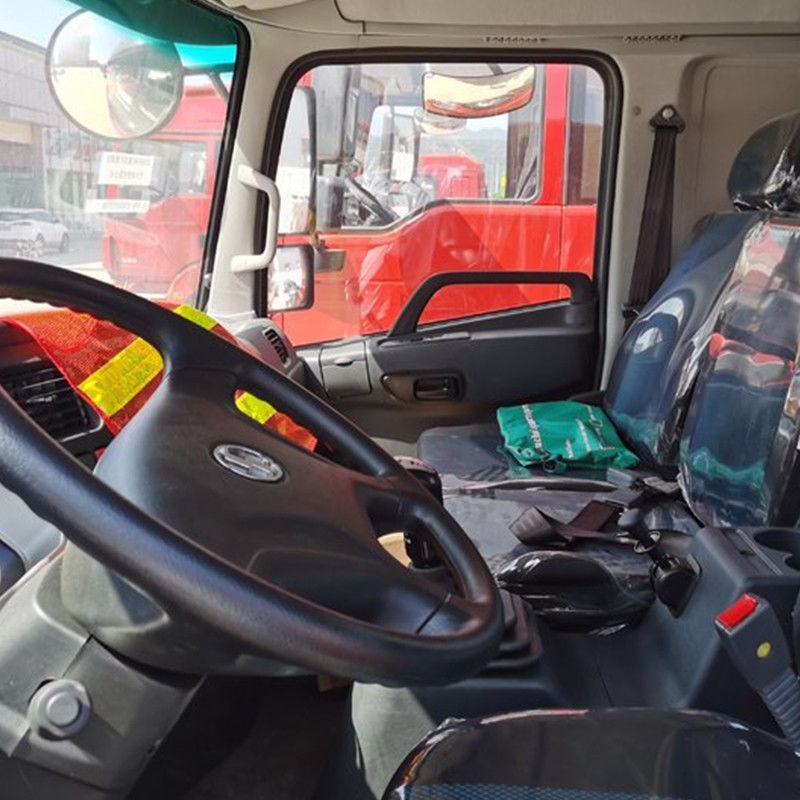 Veículo comercial usado Xuande X6 220HP 6X2 4,5m camião de descarga para 2 passageiros