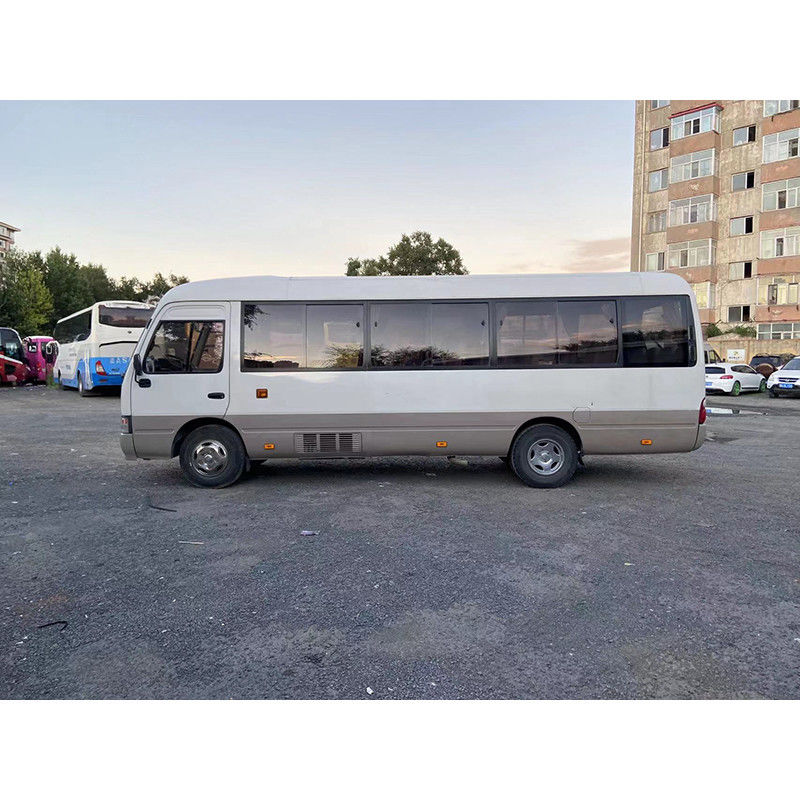 4000 cilindrada Diesel motor branco TOYO TA Coaster Minibus para turismo de passageiros