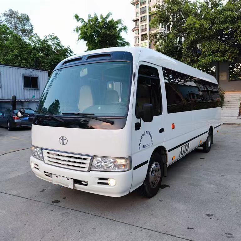 Potência máxima 113/5200kw Toyota Minibus Motor a gasolina e diesel 29 lugares Usado ônibus de montanha-russa
