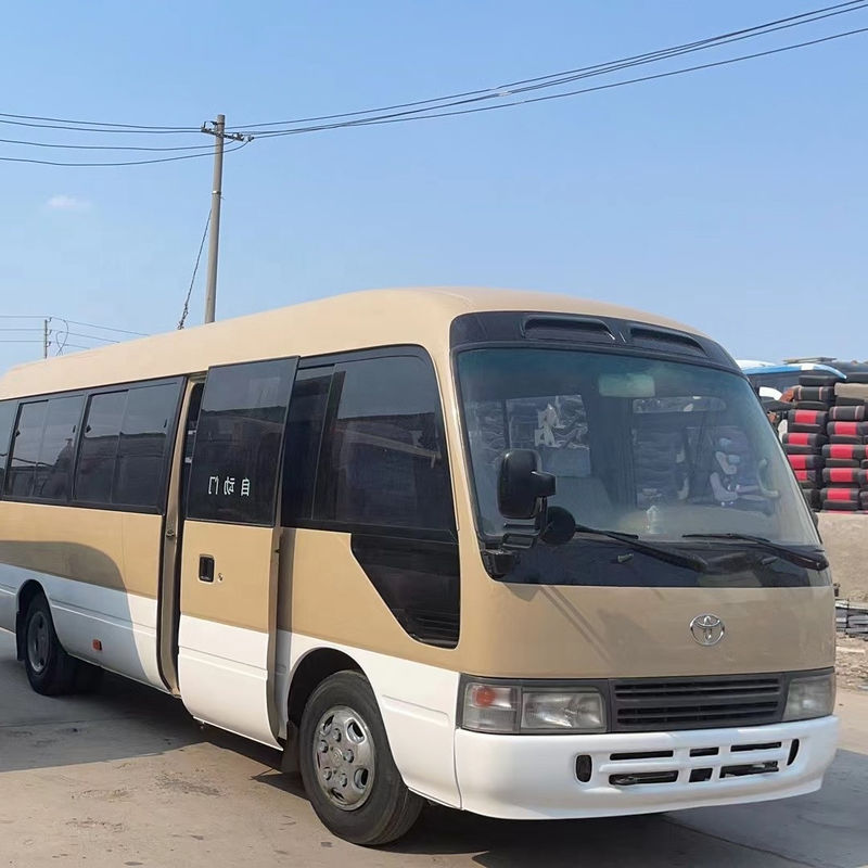 30 lugares Usado Toyo ta Coaster Bus com norma de emissões Euro 3 e em boas condições