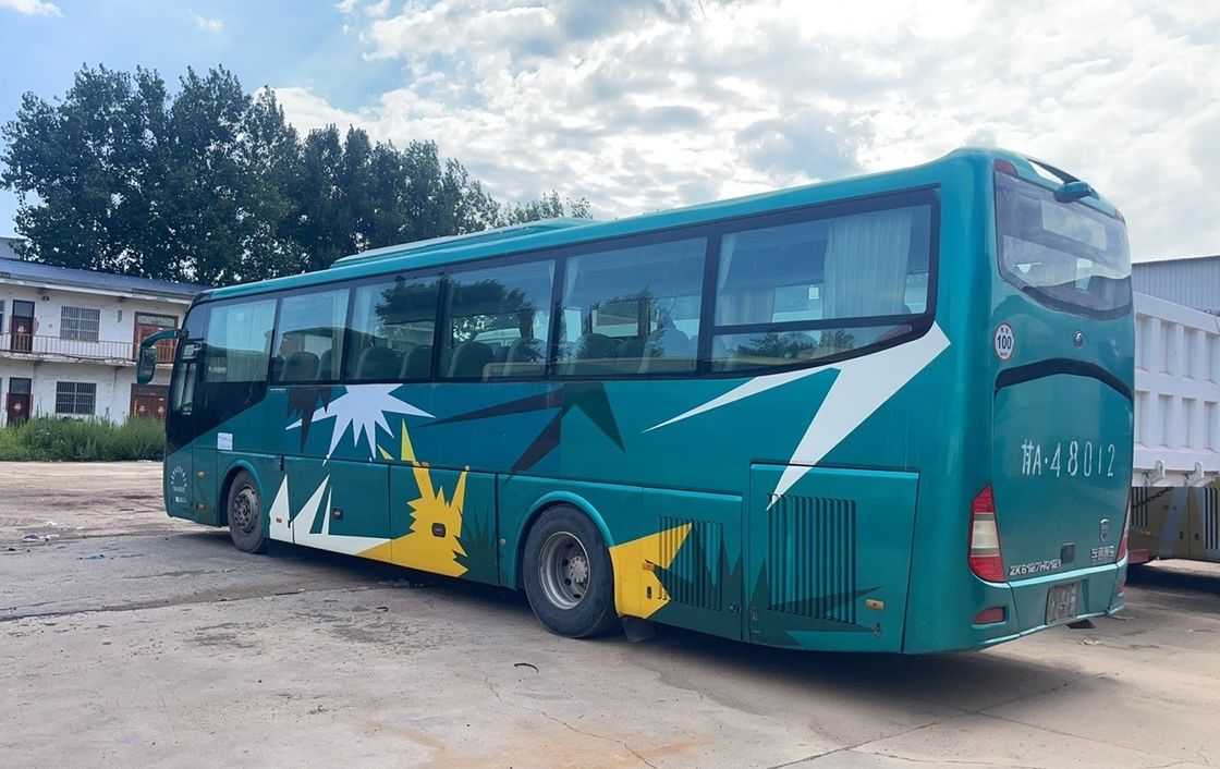 Autobus de passageiros de passageiros de 55 lugares Euro 3 Padrão de emissões Capacidade do motor 4-6L