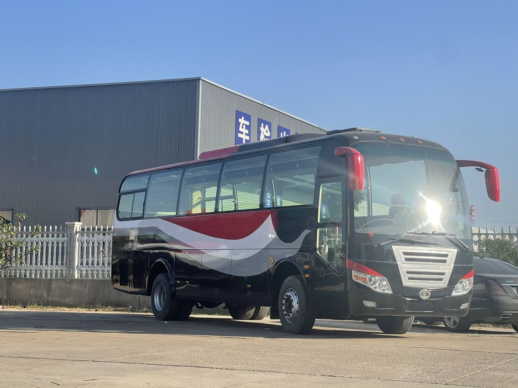 Autocarro de passageiros diesel 57 usado com transmissão manual e em boas condições